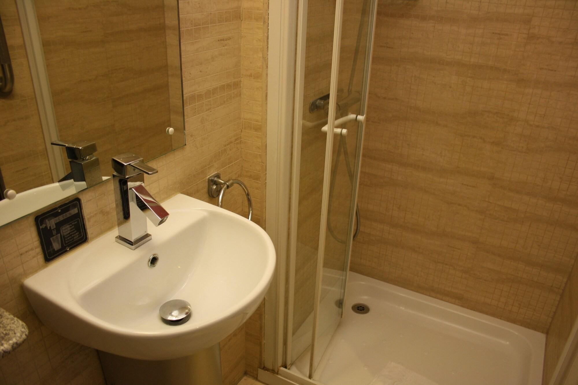 Eurotraveller Hotel- Express Londyn Zewnętrze zdjęcie